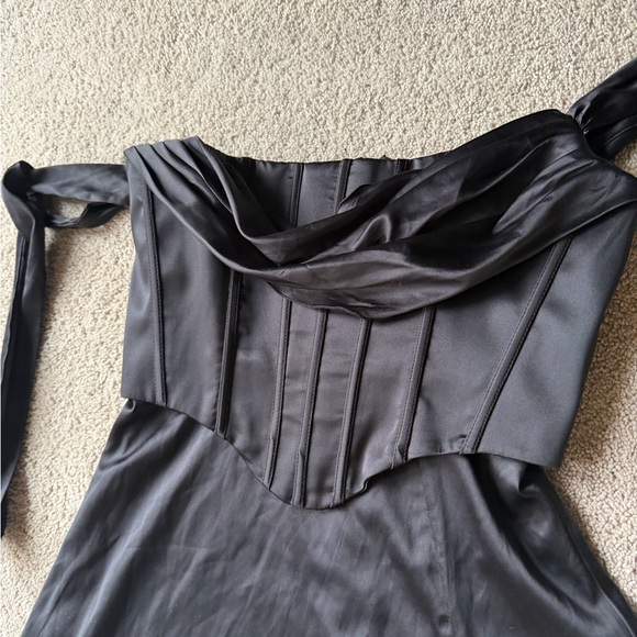 Oh Polly Black One Shoulder Corset Mini Dress size 6 - Picture 5 of 7